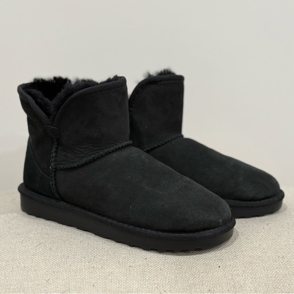 100% Shearling Wool Slippers (Kirkland)